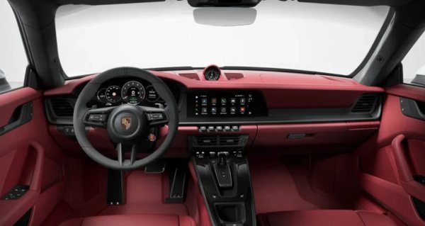 Porsche 911 Carrera не се нуждае от излишна реклама, но не и ако ицберете кожа Carmine Red. Този червен интериор придава на 911 дързък и спортен вид към агресивната му външност. Тази кола е създадена както за скорост, така и за стил. Червените акценти не са преобладаващи. Те балансират перфектно с останалата част от интериора, като подчертават области като седалките, шевовете и елементите на таблото.

911 Carrera е повече от просто красавец. Вариантът GTS  предлага невероятно ускорението от 0-100 километра в час за 2,9 секунди, когато е оборудван с пакета Sport Chrono. Той се задвижва от туин-турбо плосък шестцилиндров двигател, доставящ феноменалните 532 конски сили. 

Максималната скорост на пистата е 312 км в час, правейки го  сред най-бързите Porsche, правени някога. И все пак е супер приятен при ежедневно шофиране. Предлага се в различни стилове на каросерията.